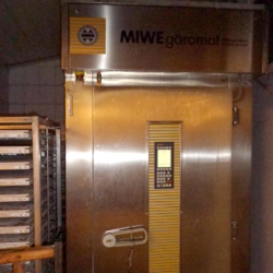 COOLING AND FERMENTATION CABINET- Miwe GVA 13 B - for 3 racks 60/80